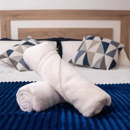 Torreviejar With Garage And Pool * Torrevieja